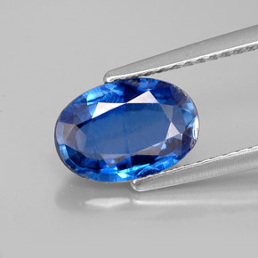 1.98カラットの天然ブルーカイヤナイト（9.7×6.7 mm・オーバルカット）