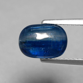 2.91カラットの天然ブルーカイヤナイト（9.4×6.7 mm・透明）
