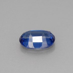 1.57カラットの天然ブルーカイヤナイト（8.2×6.2 mm・オーバルカット）