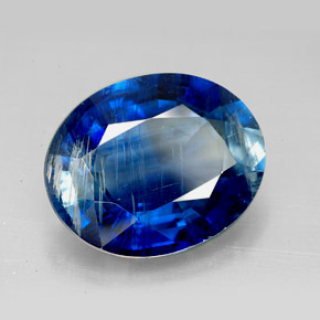 11.63カラットの天然ブルーカイヤナイト（16.1×13 mm・オーバルカット）