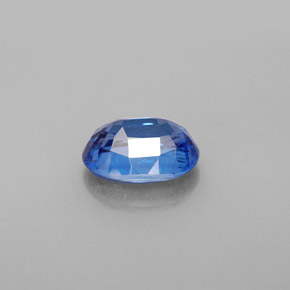 2.26カラットの天然ブルーカイヤナイト（8.9×7 mm・オーバルカット）