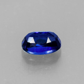 0.78カラットの天然ブルーカイヤナイト（6.2×4.2 mm・オーバルカット）