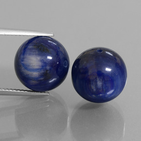 カラットの天然ブルーカイヤナイト（12.11 mm・球体 / ボール）