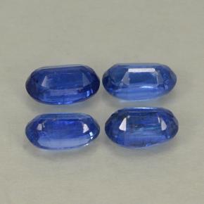 1.40カラットの天然ディープブルーカイヤナイト（5.1×3.2 mm・オーバルカット）
