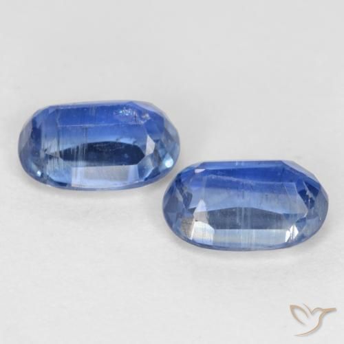 Shop natural 1.39ct ディープブルー カイヤナイト gems, 楕円形, from ネパール at GemSelect. In stock, global shipping!