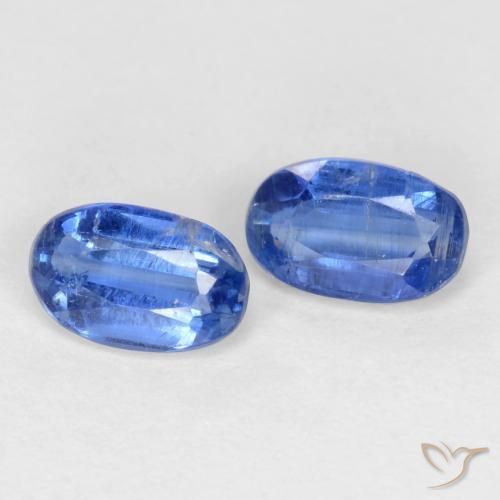 Shop natural 0.79ct ネイビーブルー カイヤナイト gems, 楕円形, from ネパール at GemSelect. In stock, global shipping!