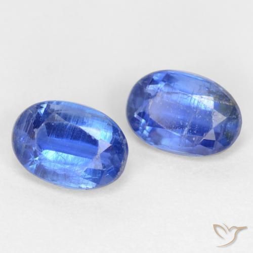 Shop natural 1.09ct ダークブルー カイヤナイト gems, 楕円形, from ネパール at GemSelect. In stock, global shipping!