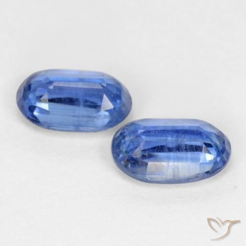 Shop natural 1.33ct ネイビーブルー カイヤナイト gems, 楕円形, from ネパール at GemSelect. In stock, global shipping!