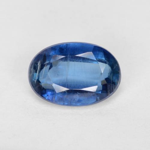 0.68カラットの天然ネイビーブルーカイヤナイト（6.2×4.3 mm・オーバルカット）
