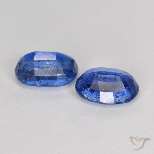 Shop natural 2.23ct ディープブルー カイヤナイト gems, 楕円形, from ネパール at GemSelect. In stock, global shipping!