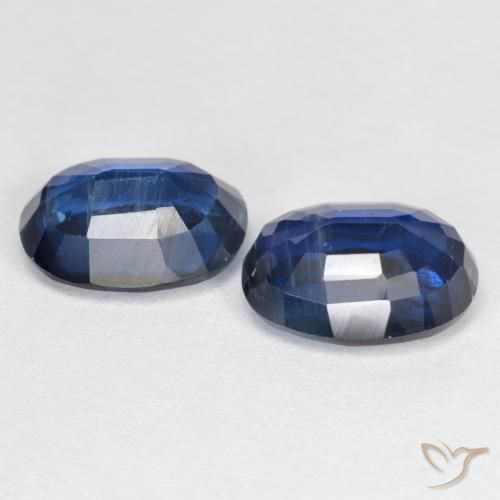 Shop natural 3.25ct ネイビーブルー カイヤナイト gems, 楕円形, from ネパール at GemSelect. In stock, global shipping!