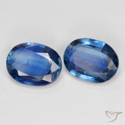 Shop natural 2.68ct ネイビーブルー カイヤナイト gems, 楕円形, from ネパール at GemSelect. In stock, global shipping!