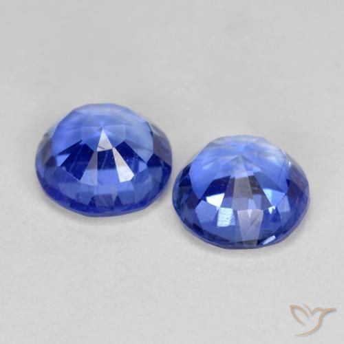 Shop natural 2.18ct 薄いネイビーブルー カイヤナイト gems, ラウンド, from ネパール at GemSelect. In stock, global shipping!