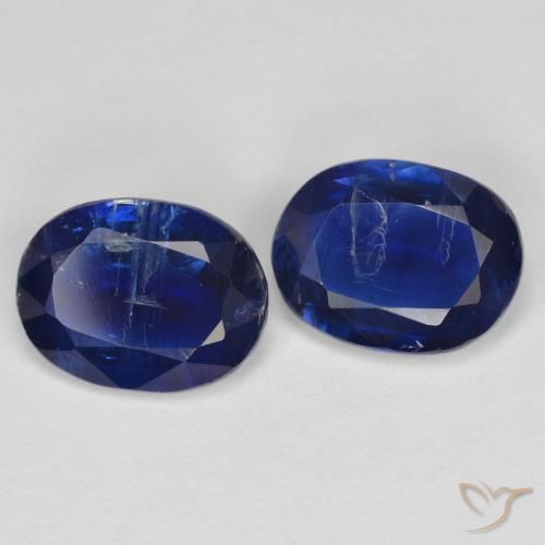 Shop natural 2.85ct ロイヤルブルー カイヤナイト gems, 楕円形, from ネパール at GemSelect. In stock, global shipping!