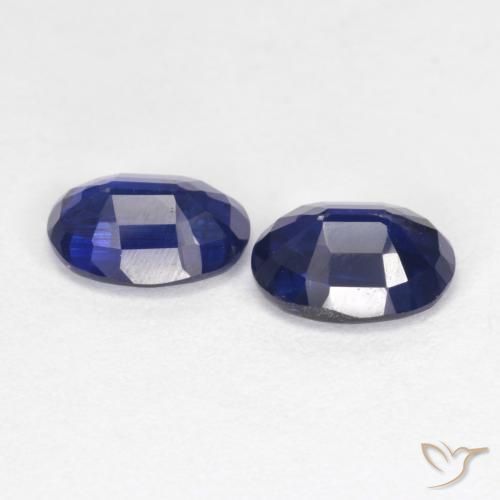 Shop natural 2.08ct ロイヤルブルー カイヤナイト gems, 楕円形, from ネパール at GemSelect. In stock, global shipping!