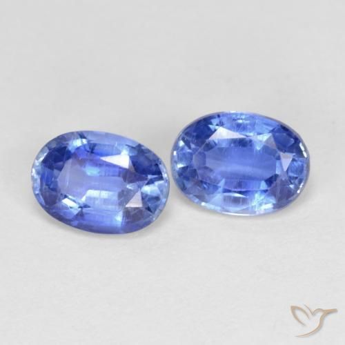 Shop natural 2.04ct ミディアムネイビーブルー カイヤナイト gems, 楕円形, from ネパール at GemSelect. In stock, global shipping!