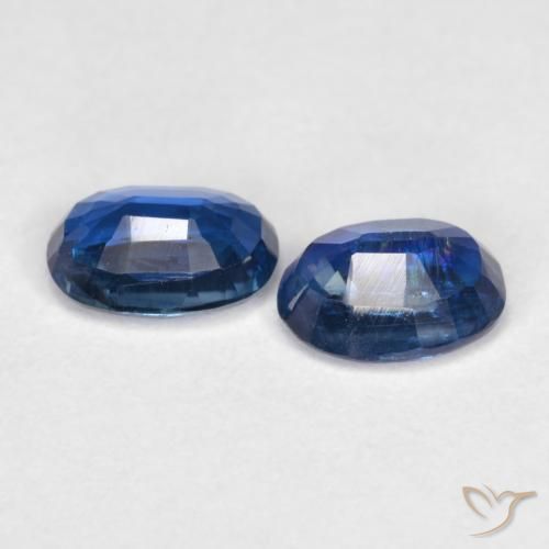 Shop natural 2.05ct ネイビーブルー カイヤナイト gems, 楕円形, from ネパール at GemSelect. In stock, global shipping!