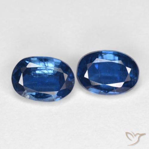 Shop natural 2.14ct ネイビーブルー カイヤナイト gems, 楕円形, from ネパール at GemSelect. In stock, global shipping!