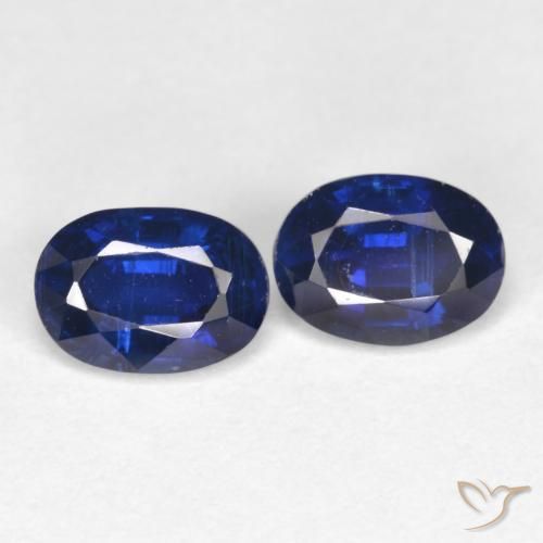Shop natural 2.00ct ネイビーブルー カイヤナイト gems, 楕円形, from ネパール at GemSelect. In stock, global shipping!