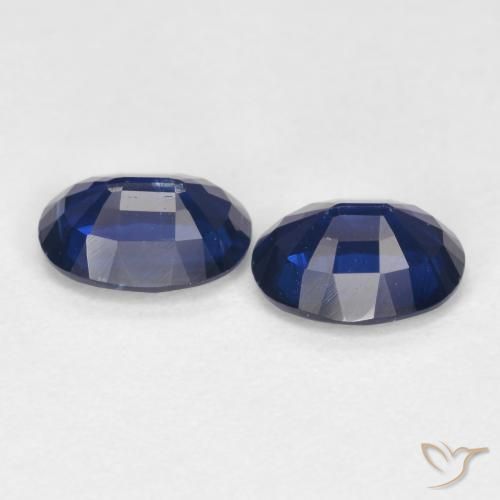 Shop natural 2.00ct ネイビーブルー カイヤナイト gems, 楕円形, from ネパール at GemSelect. In stock, global shipping!