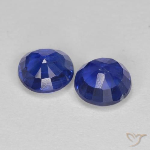 Shop natural 1.35ct ダークブルー カイヤナイト gems, ラウンド, from ネパール at GemSelect. In stock, global shipping!