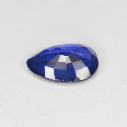 0.73カラットの天然ロイヤルブルーカイヤナイト（7.1×5 mm・洋梨の形）
