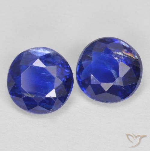 Shop natural 1.30ct ディープブルー カイヤナイト gems, ラウンド, from ネパール at GemSelect. In stock, global shipping!