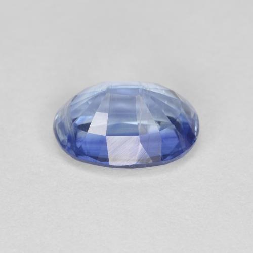 1.07カラットの天然薄いネイビーブルーカイヤナイト（7×5.2 mm・オーバルカット）