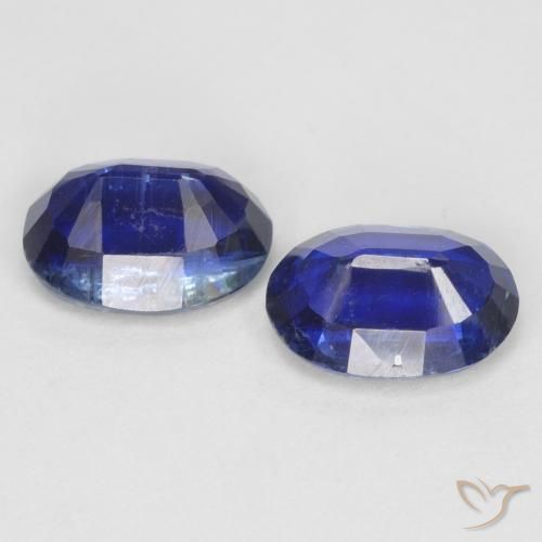 Shop natural 2.03ct ロイヤルブルー カイヤナイト gems, 楕円形, from ネパール at GemSelect. In stock, global shipping!