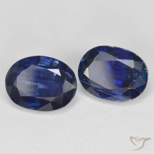 Shop natural 3.20ct ネイビーブルー カイヤナイト gems, 楕円形, from ネパール at GemSelect. In stock, global shipping!