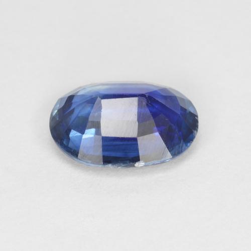 1.36カラットの天然ディープブルーカイヤナイト（8.1×6.1 mm・オーバルカット）