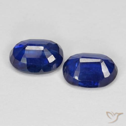 Shop natural 2.17ct ロイヤルブルー カイヤナイト gems, 楕円形, from ネパール at GemSelect. In stock, global shipping!