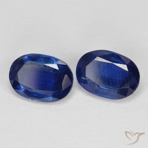 Shop natural 2.11ct ロイヤルブルー カイヤナイト gems, 楕円形, from ネパール at GemSelect. In stock, global shipping!
