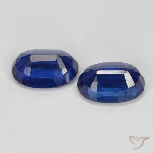 Shop natural 2.11ct ロイヤルブルー カイヤナイト gems, 楕円形, from ネパール at GemSelect. In stock, global shipping!