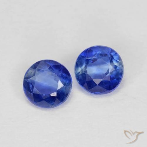 Shop natural 0.56ct ネイビーブルー カイヤナイト gems, ラウンド, from ネパール at GemSelect. In stock, global shipping!