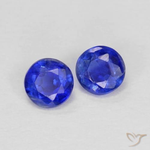 Shop natural 0.46ct ネイビーブルー カイヤナイト gems, ラウンド, from ネパール at GemSelect. In stock, global shipping!