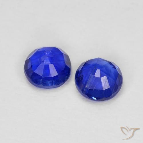 Shop natural 0.53ct 濃いネイビーブルー カイヤナイト gems, ラウンド, from ネパール at GemSelect. In stock, global shipping!
