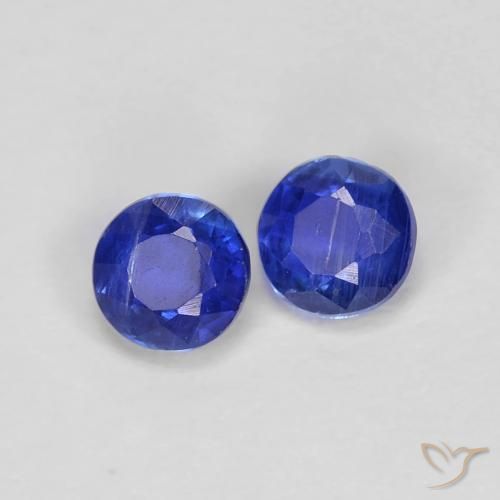 Shop natural 0.58ct ネイビーブルー カイヤナイト gems, ラウンド, from ネパール at GemSelect. In stock, global shipping!
