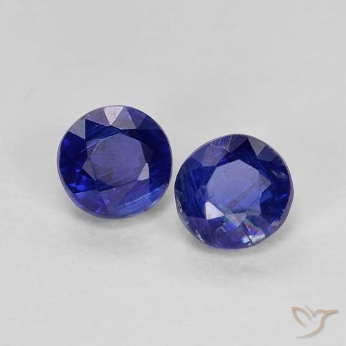 Shop natural 0.66ct 濃いネイビーブルー カイヤナイト gems, ラウンド, from ネパール at GemSelect. In stock, global shipping!