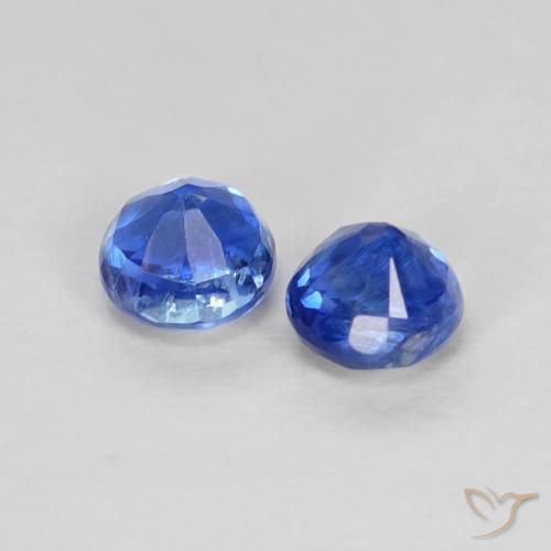 Shop natural 0.63ct ネイビーブルー カイヤナイト gems, ラウンド, from ネパール at GemSelect. In stock, global shipping!