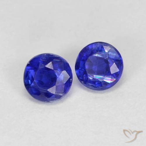 Shop natural 0.55ct ダークブルー カイヤナイト gems, ラウンド, from ネパール at GemSelect. In stock, global shipping!