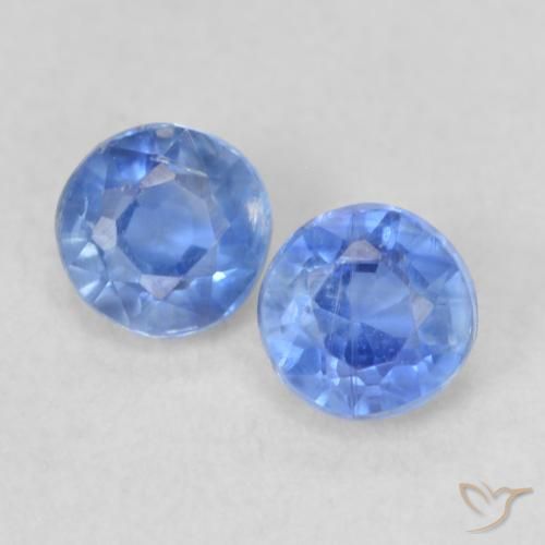 Shop natural 0.60ct 薄いネイビーブルー カイヤナイト gems, ラウンド, from ネパール at GemSelect. In stock, global shipping!