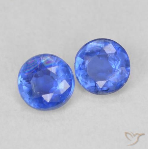 Shop natural 0.48ct ネイビーブルー カイヤナイト gems, ラウンド, from ネパール at GemSelect. In stock, global shipping!