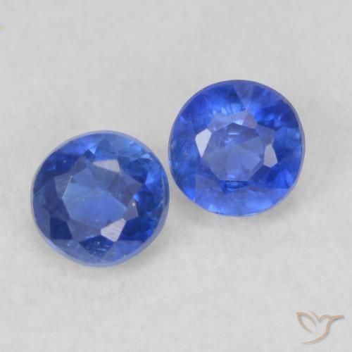 Shop natural 0.65ct ダークブルー カイヤナイト gems, ラウンド, from ネパール at GemSelect. In stock, global shipping!