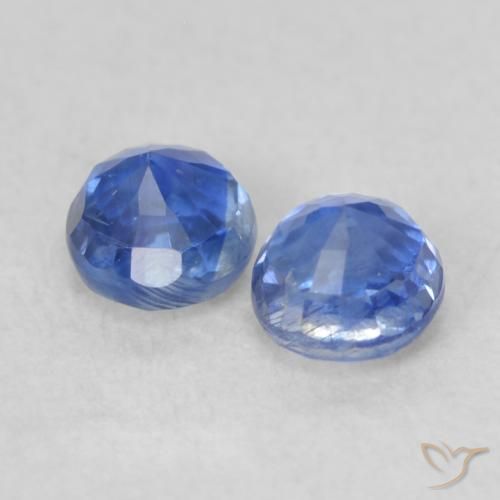 Shop natural 0.65ct ダークブルー カイヤナイト gems, ラウンド, from ネパール at GemSelect. In stock, global shipping!