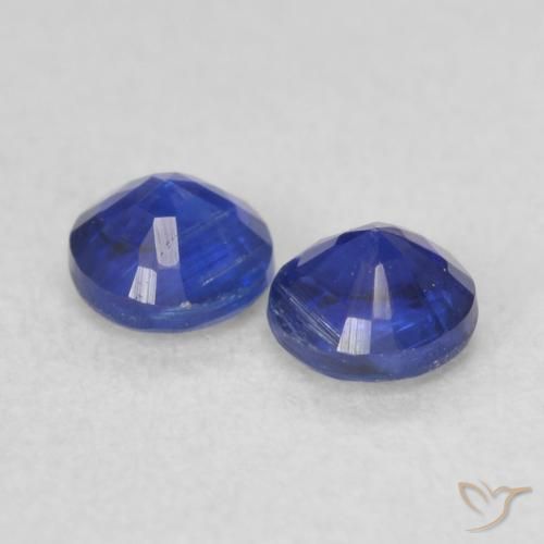 Shop natural 0.51ct ダークブルー カイヤナイト gems, ラウンド, from ネパール at GemSelect. In stock, global shipping!