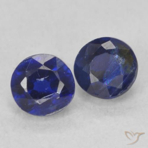 Shop natural 0.56ct ダークブルー カイヤナイト gems, ラウンド, from ネパール at GemSelect. In stock, global shipping!