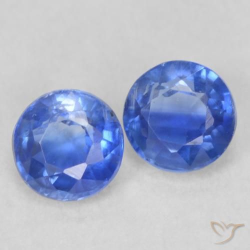 Shop natural 0.54ct 真の青色 カイヤナイト gems, ラウンド, from ネパール at GemSelect. In stock, global shipping!