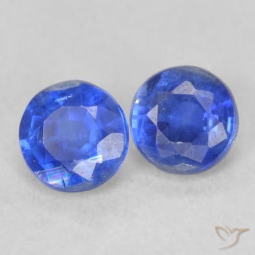 Shop natural 0.51ct 真の青色 カイヤナイト gems, ラウンド, from ネパール at GemSelect. In stock, global shipping!