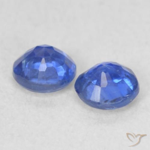 Shop natural 0.47ct 濃いアズールブルー カイヤナイト gems, ラウンド, from ネパール at GemSelect. In stock, global shipping!